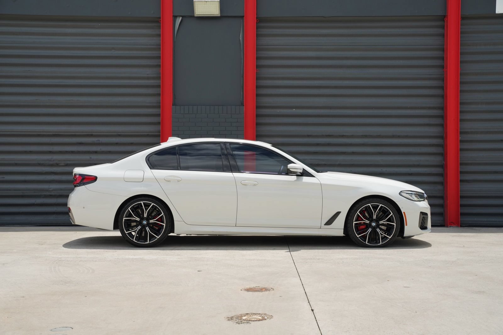Used 2021 BMW 540i w/ M Sport Package RWD image 5
