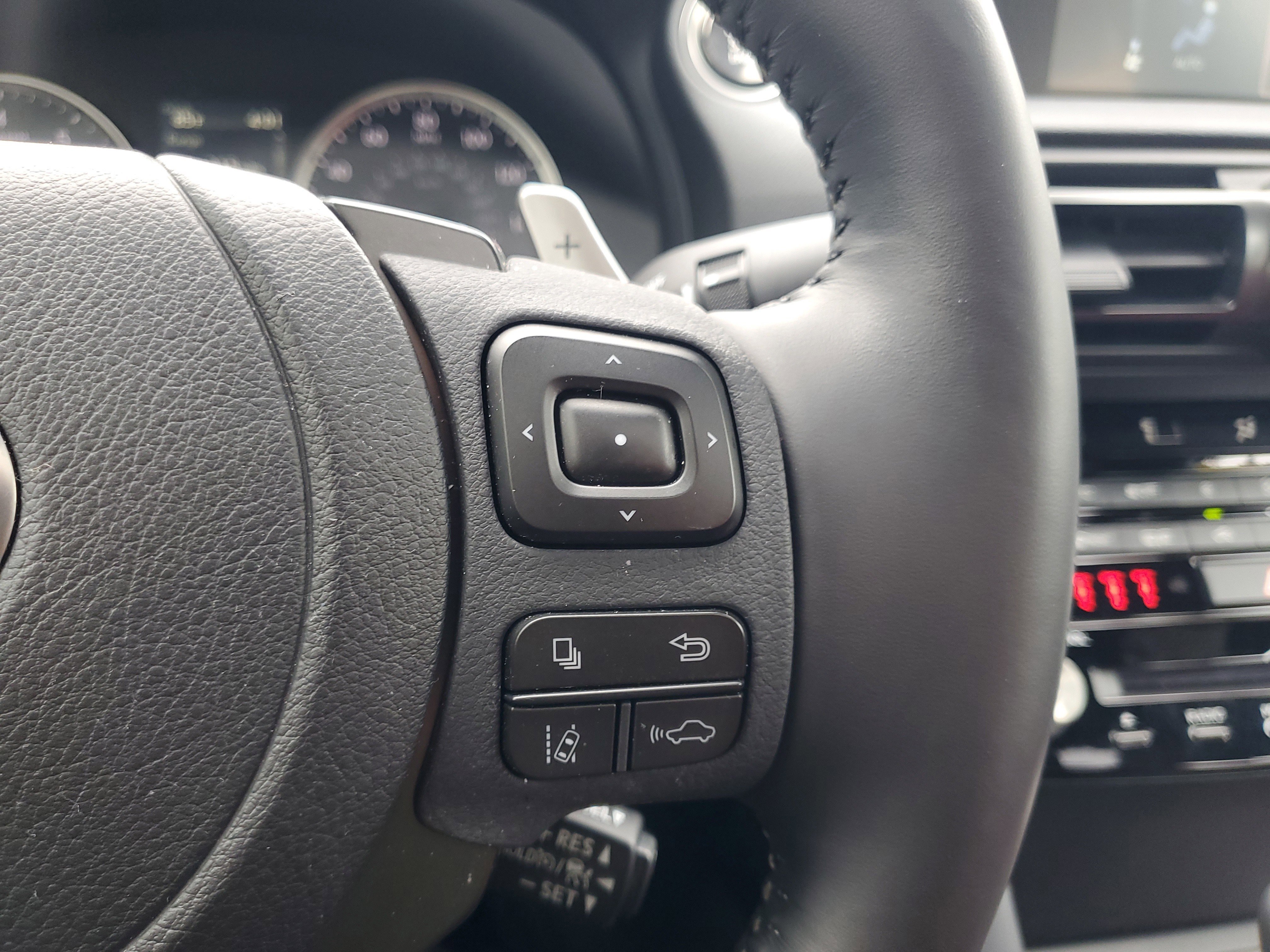 Certified 2023 Lexus IS 300 w/ Comfort Package image 23