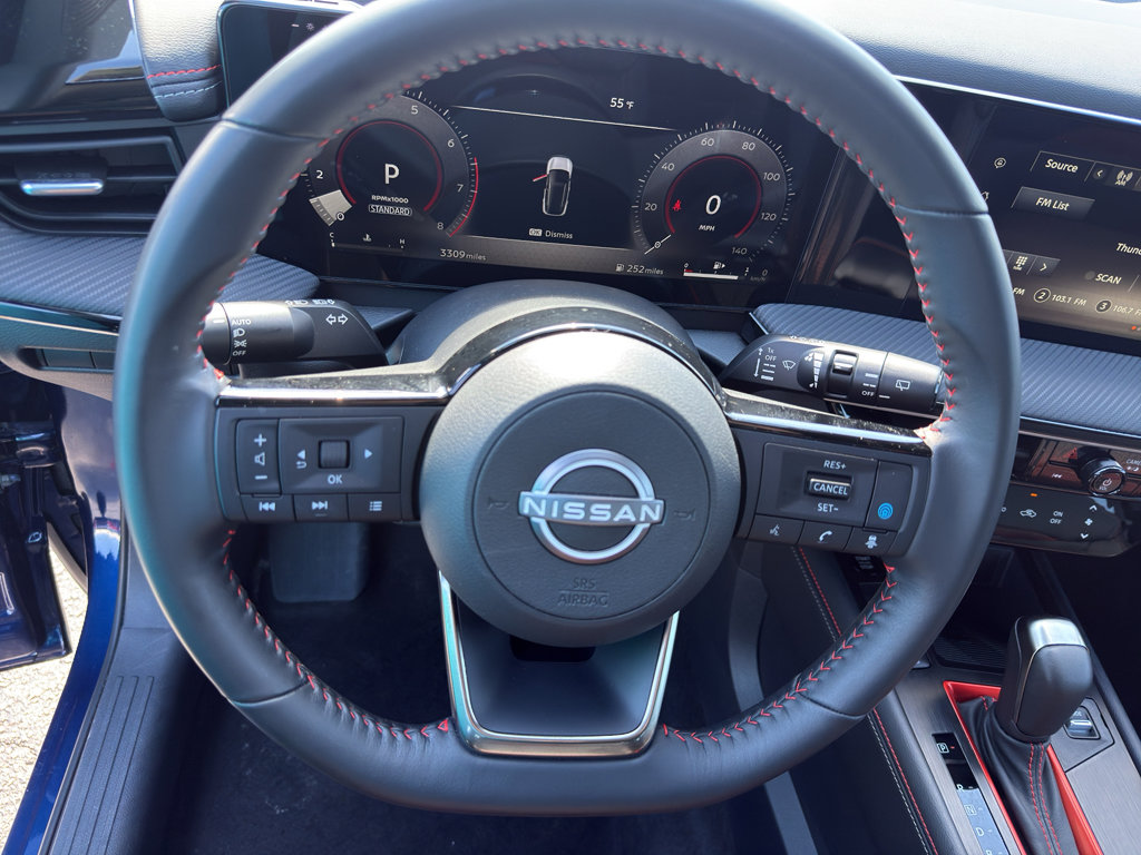 Used 2025 Nissan Kicks SR AWD/4WD image 16