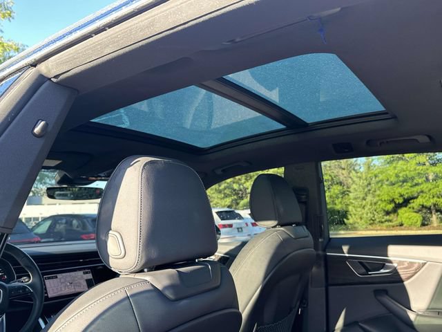 Used 2023 Audi Q8 Premium w/ Convenience Package AWD/4WD image 18