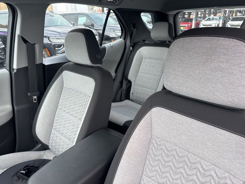 Used 2024 Chevrolet Equinox LS image 7