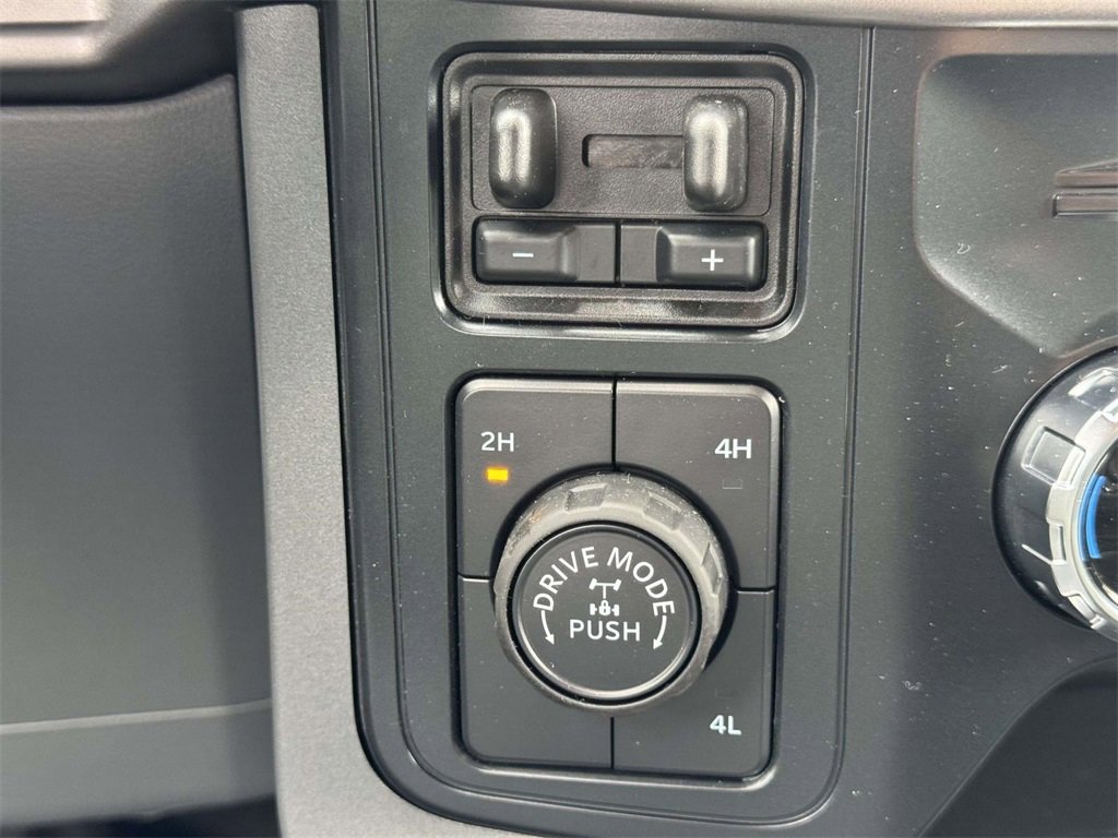 New 2025 Ford F150 XLT w/ Equipment Group 302A MID image 7
