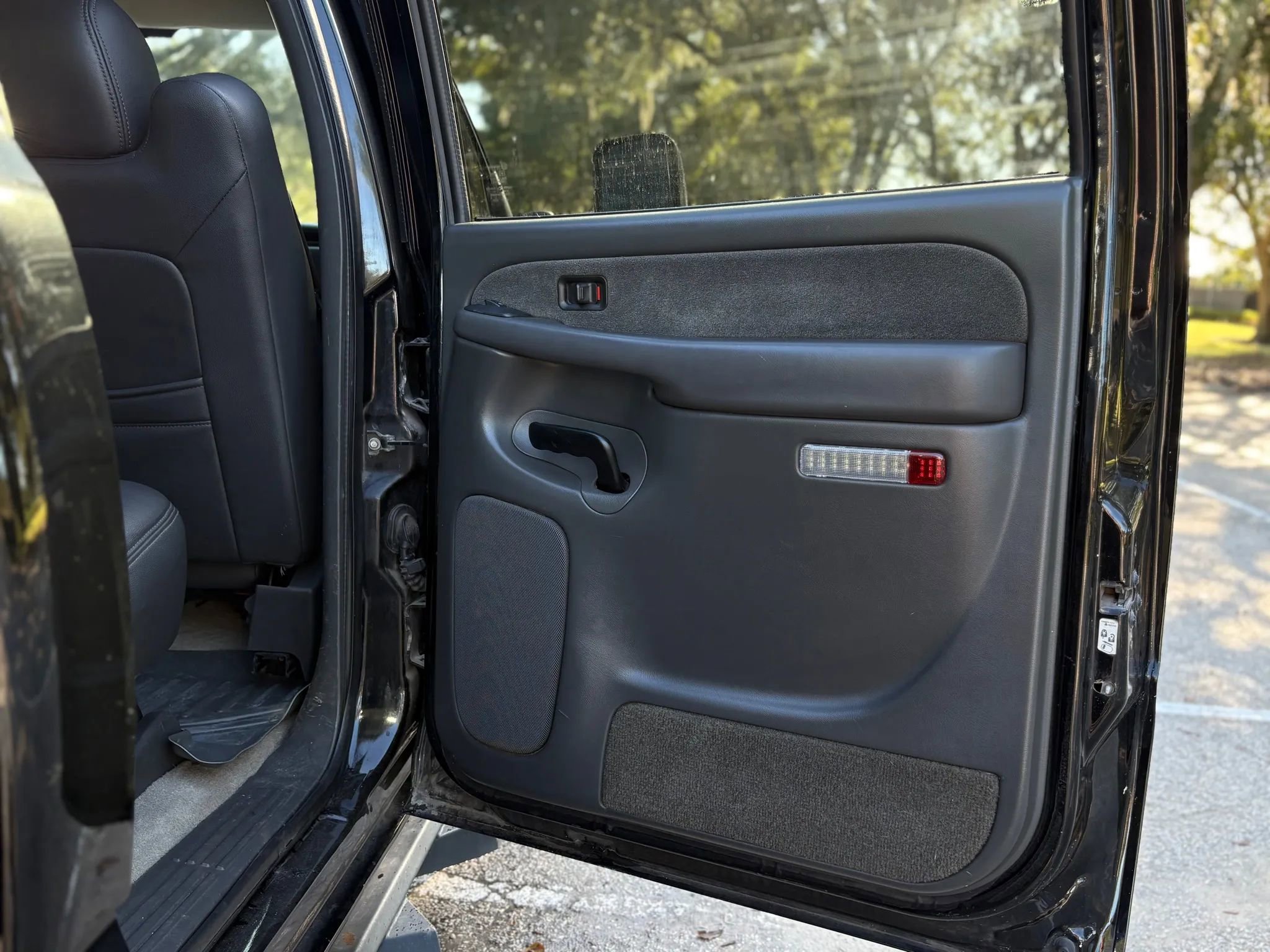 Used 2003 Chevrolet Silverado 3500 LT w/ Skid Plate Package image 41