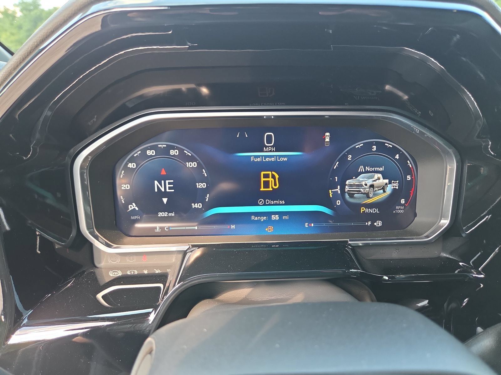 New 2026 Chevrolet Silverado 2500 ZR2 w/ LPO, Dark Essentials Package AWD/4WD image 18