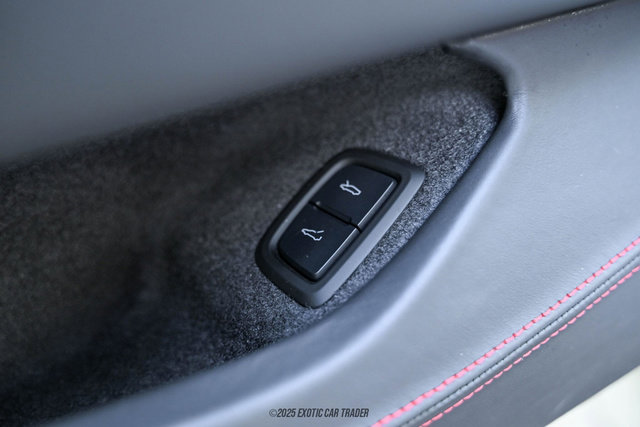 Used 2020 Chevrolet Corvette Stingray Premium Cpe w/ 3LT Preferred Equipment Group image 58