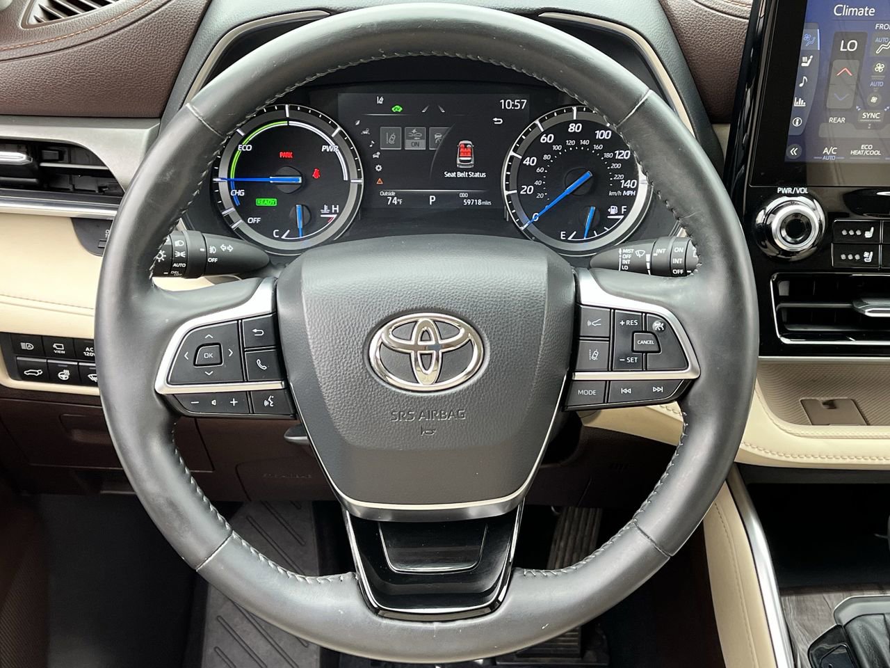 Used 2021 Toyota Highlander Limited image 11