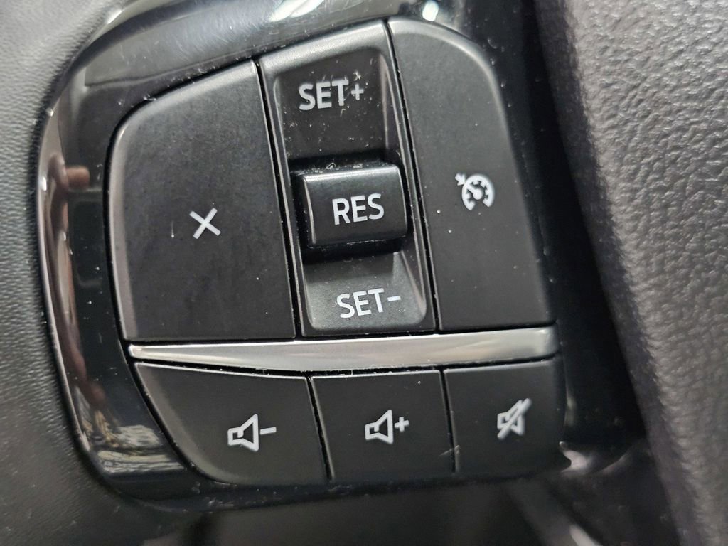 Used 2022 Ford Escape SE FWD image 29