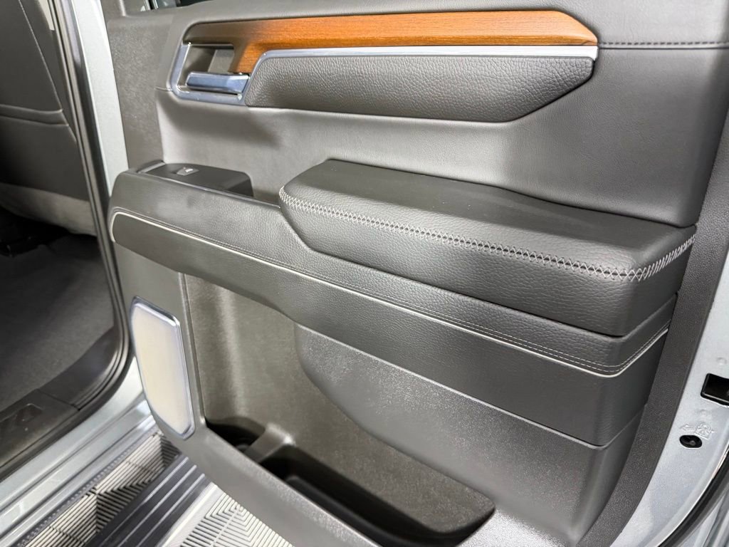 Used 2024 GMC Sierra 1500 Denali w/ Denali Reserve Package image 31