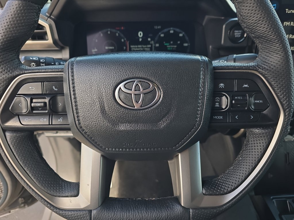 Used 2024 Toyota Tacoma Limited w/ Limited Package (LT) image 28