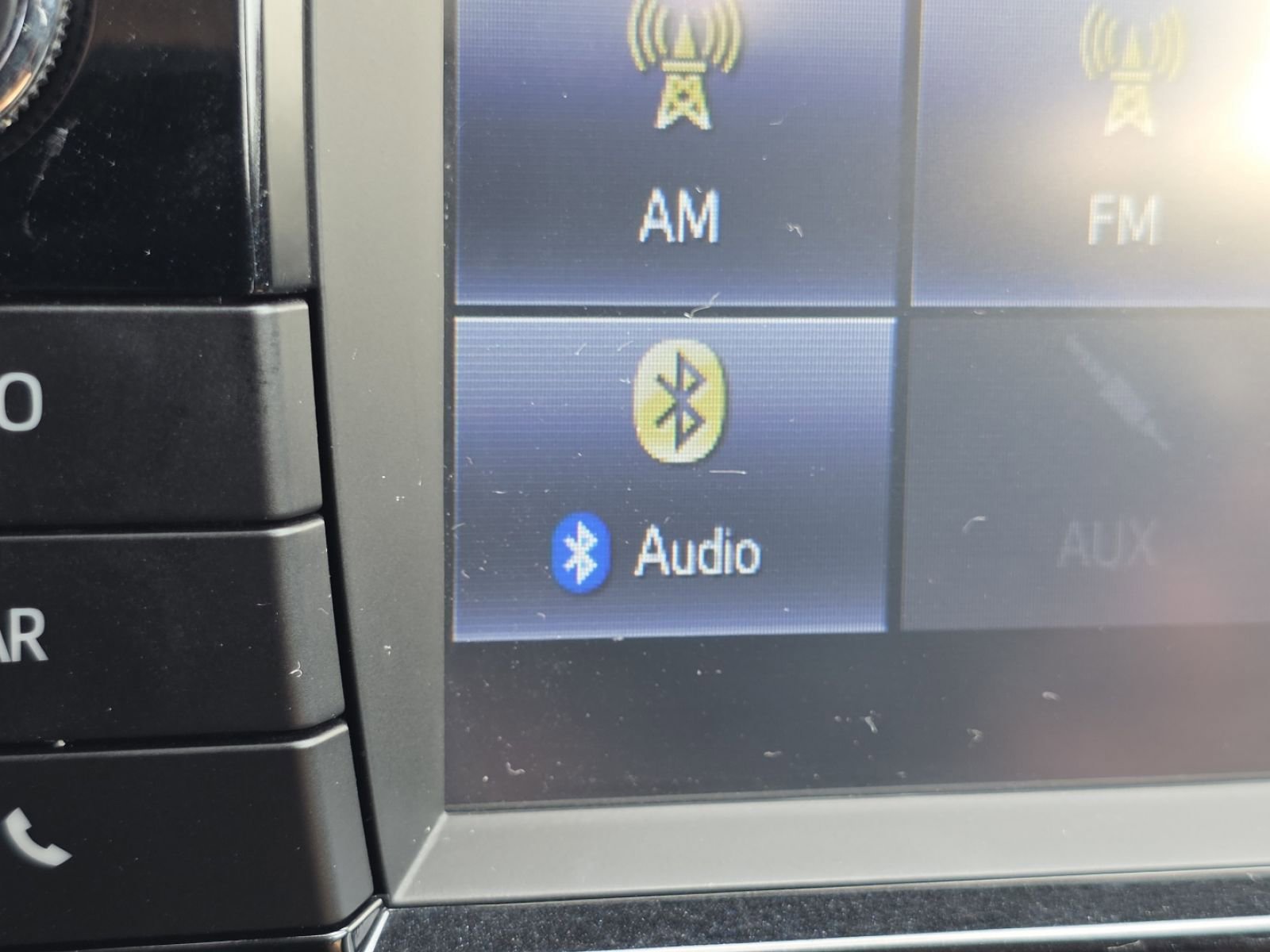 Used 2016 Toyota Corolla LE FWD image 5