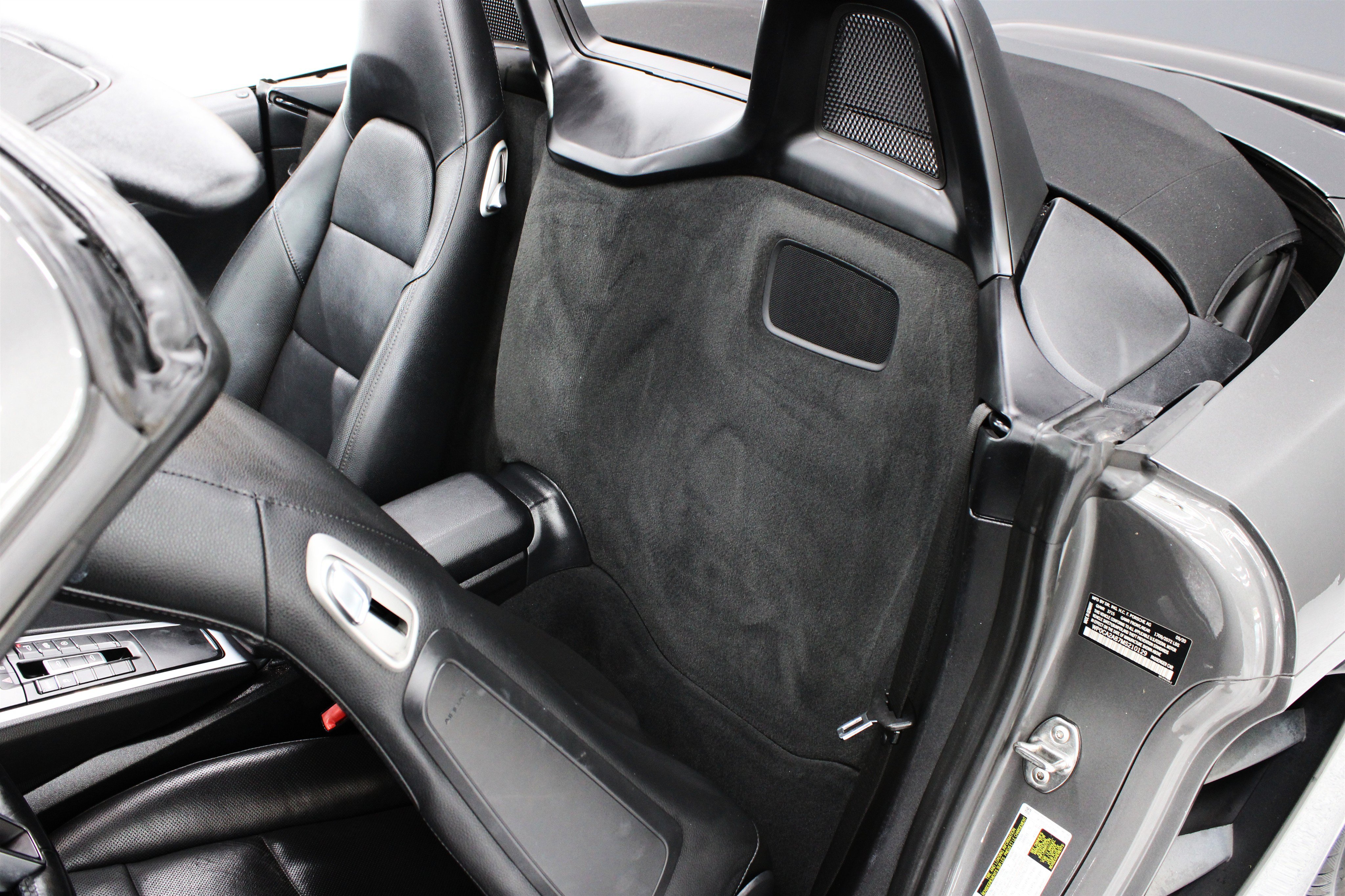 Used 2021 Porsche 718 Boxster w/ Premium Package RWD image 26