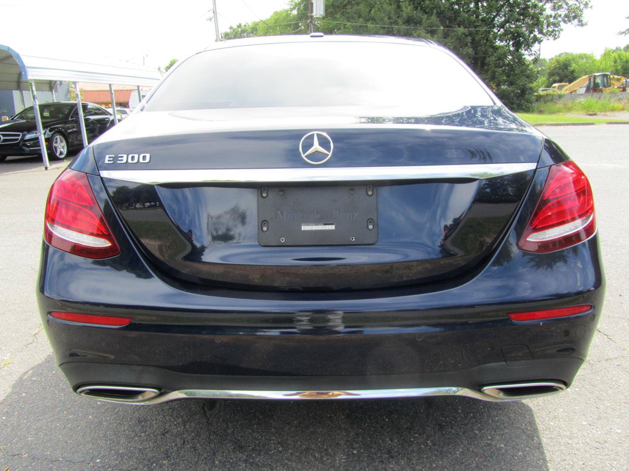Used 2017 Mercedes-Benz E 300 image 9