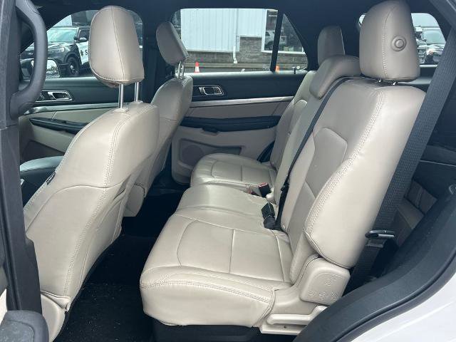 Certified 2019 Ford Explorer XLT w/ Equipment Group 202A image 10