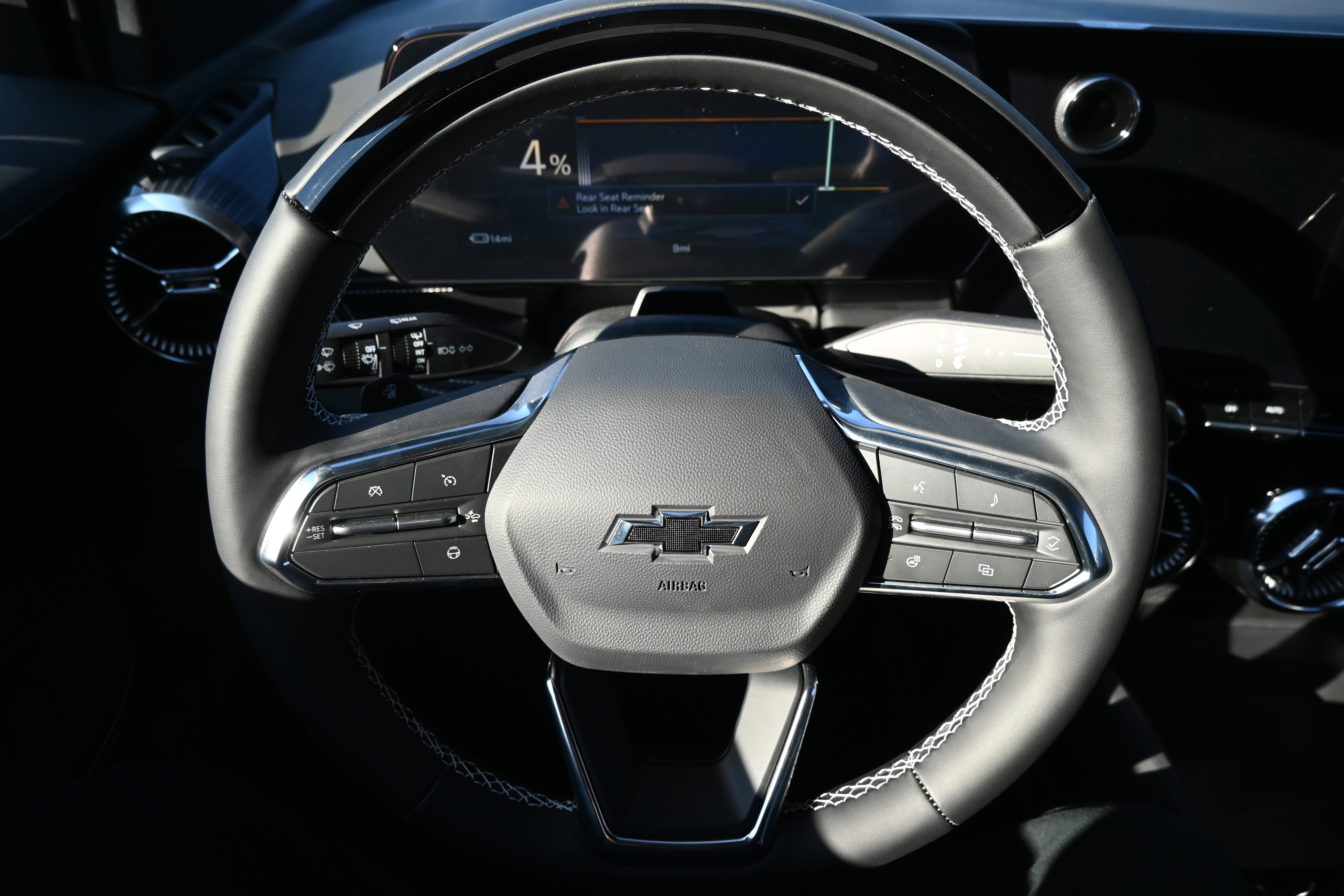 New 2026 Chevrolet Blazer EV LT w/ Super Cruise Package FWD image 15