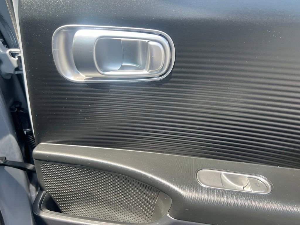 Used 2024 Hyundai Ioniq 6 SE RWD image 39