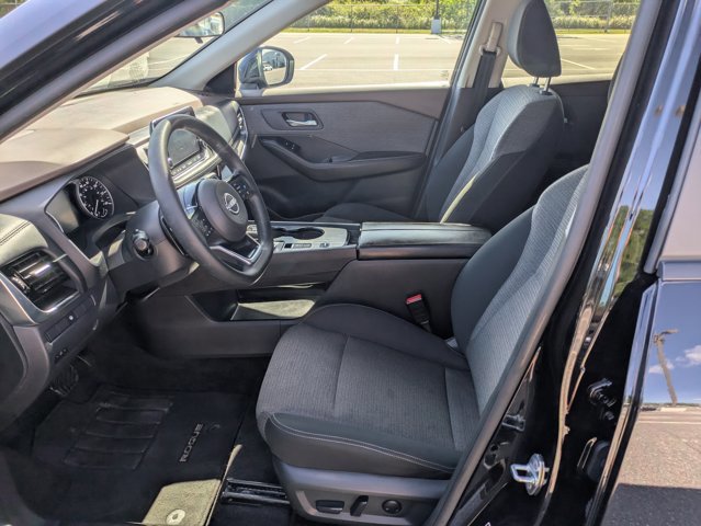 Used 2023 Nissan Rogue SV image 14