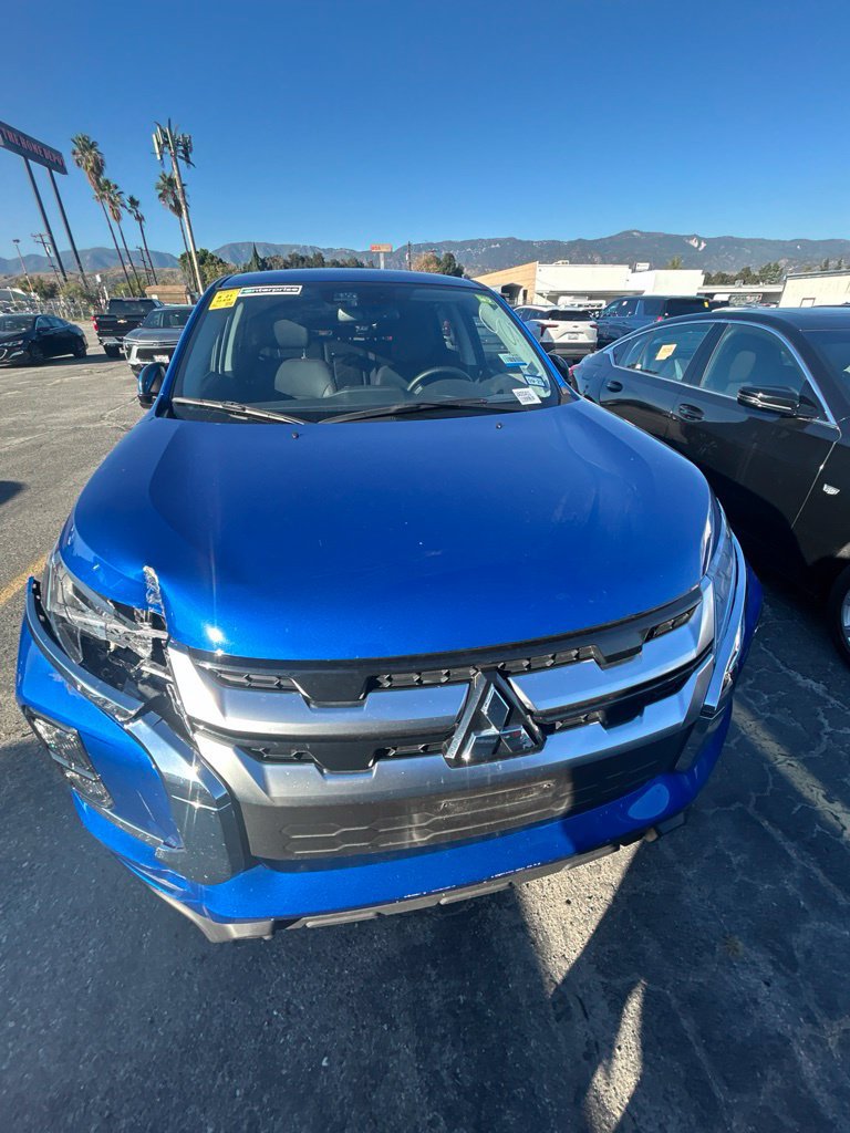 Used 2026 Mitsubishi Outlander Sport ES AWD/4WD image 2