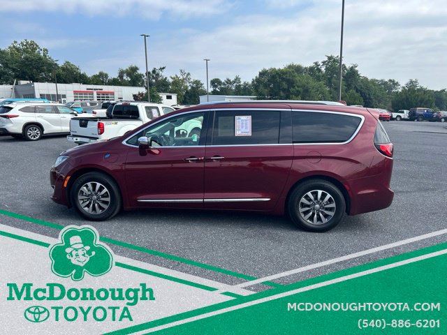 Used 2020 Chrysler Pacifica Limited w/ Advanced Safetytec Group FWD image 7