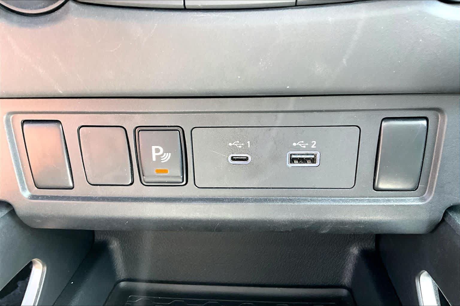 Certified 2024 Nissan Frontier SV w/ Technology Package RWD image 32