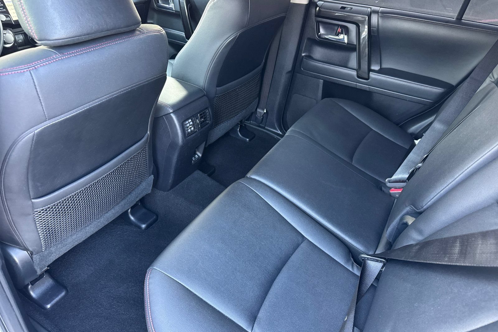 Used 2020 Toyota 4Runner TRD Off-Road Premium w/ Moonroof Package AWD/4WD image 15