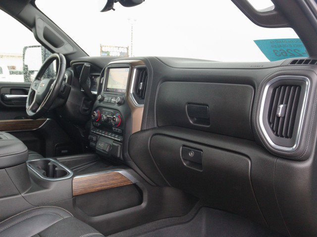 Used 2021 Chevrolet Silverado 3500 High Country w/ Technology Package AWD/4WD image 42