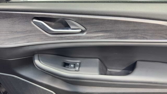 Used 2022 Jeep Grand Cherokee L Limited RWD image 14