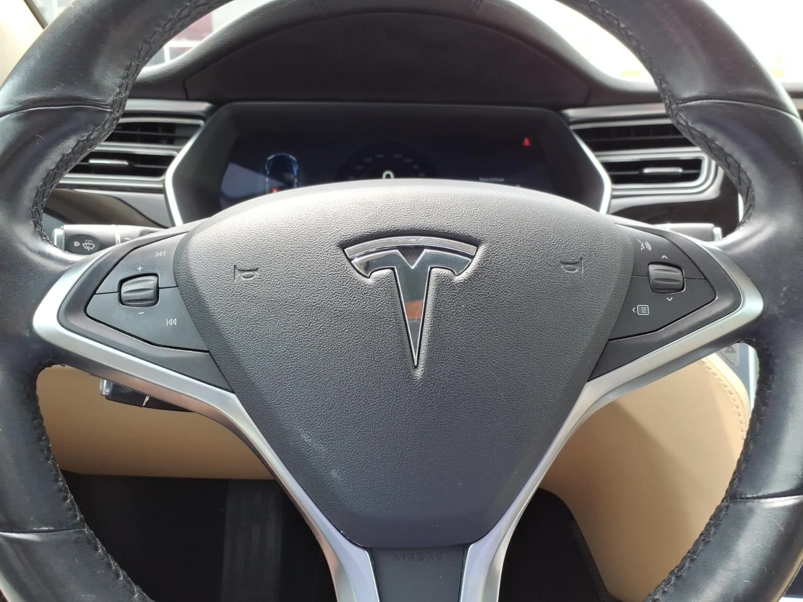 Used 2014 Tesla Model S 60 RWD image 25