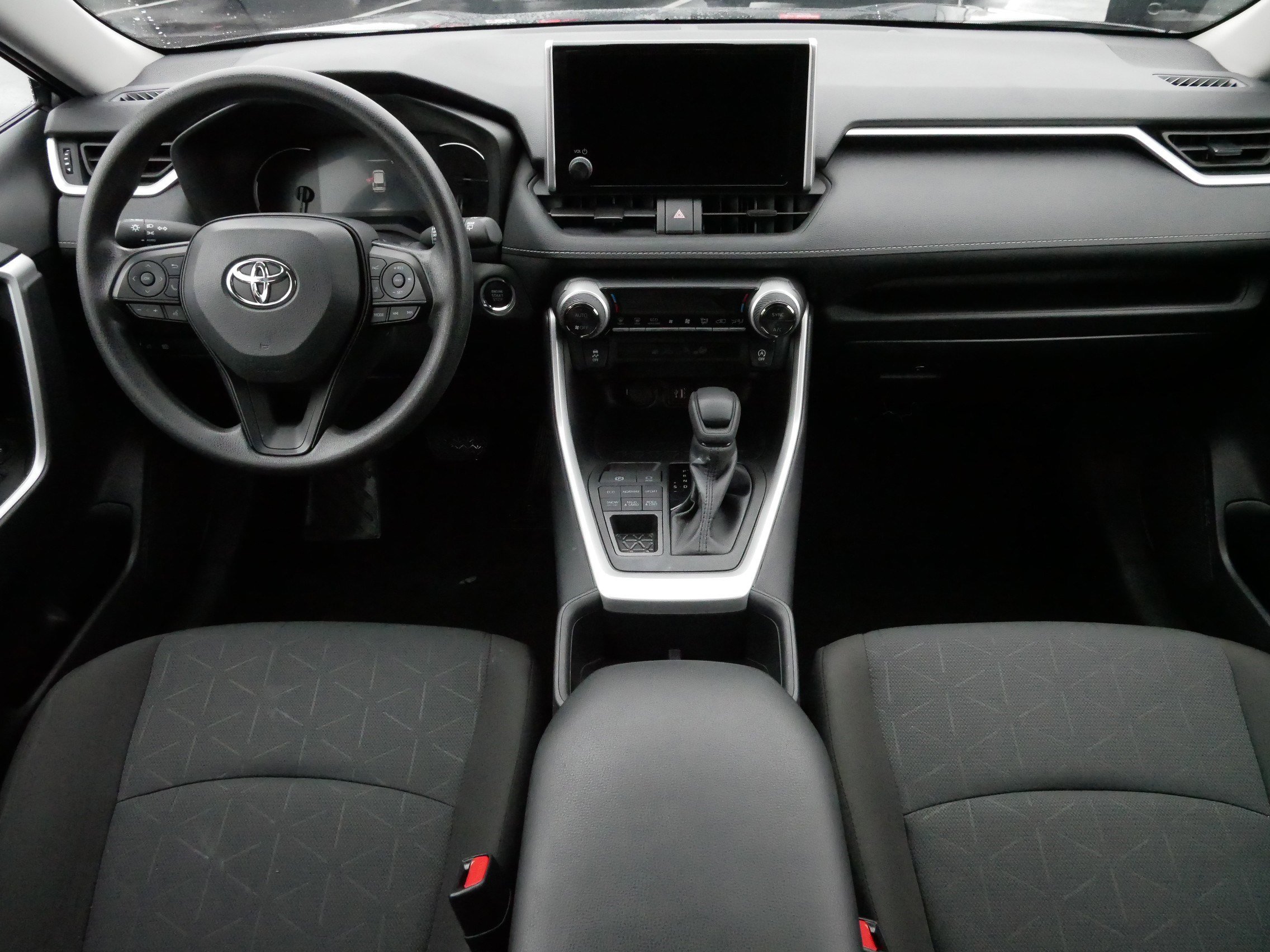 Certified 2025 Toyota RAV4 XLE image 10