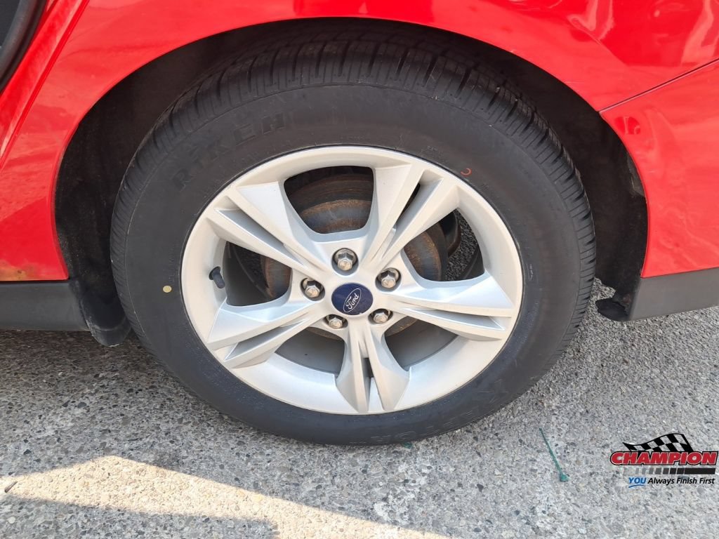 Used 2014 Ford Focus SE FWD image 20