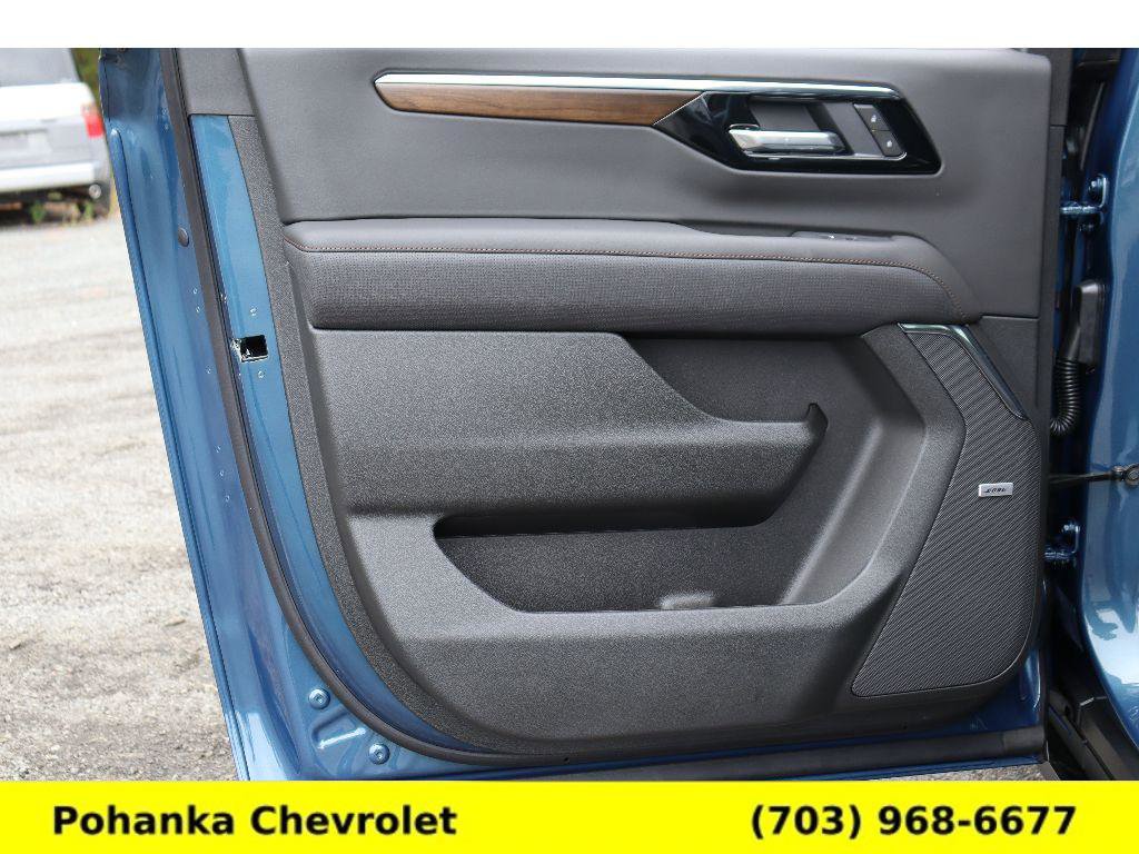 New 2026 Chevrolet Suburban High Country image 23