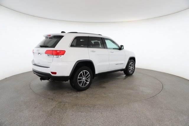 Used 2017 Jeep Grand Cherokee Limited image 18