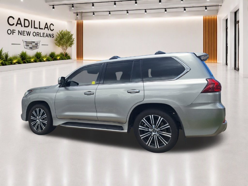 Used 2021 Lexus LX 570 4WD w/ Luxury Package image 5