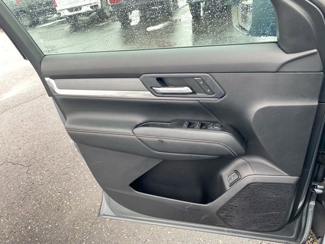 Used 2025 GMC Terrain Elevation w/ Elevation Premium Package image 22