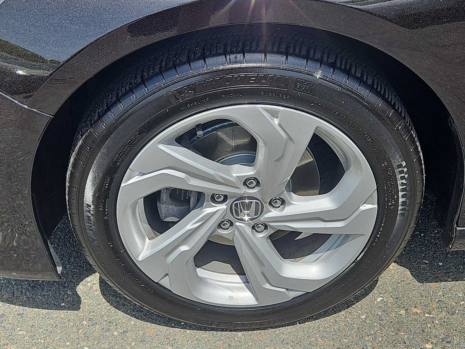 Certified 2019 Honda Accord EX image 7