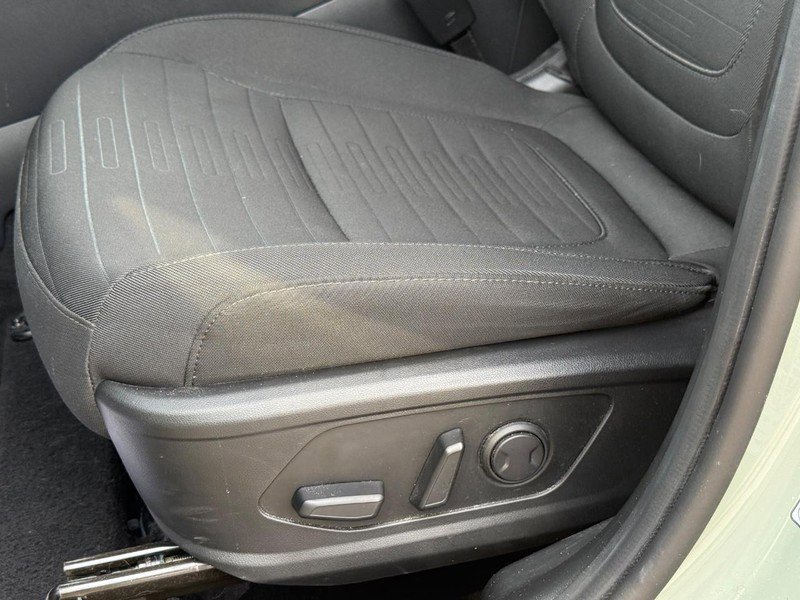 Used 2023 Hyundai Santa Cruz SEL Premium image 25