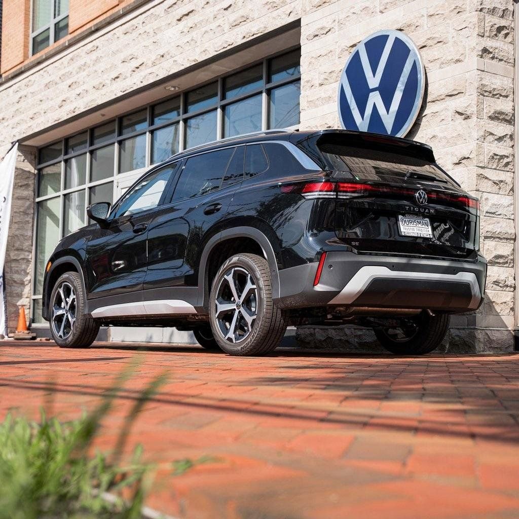 New 2026 Volkswagen Tiguan SE AWD/4WD image 5