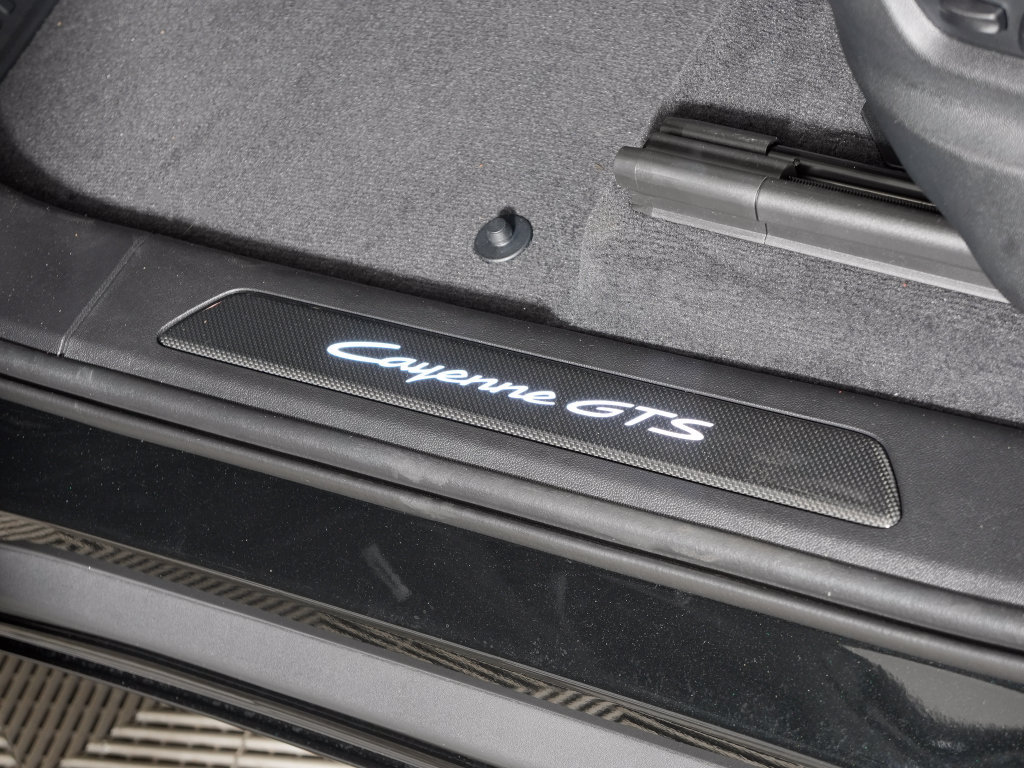 New 2027 Porsche Cayenne GTS AWD/4WD image 19
