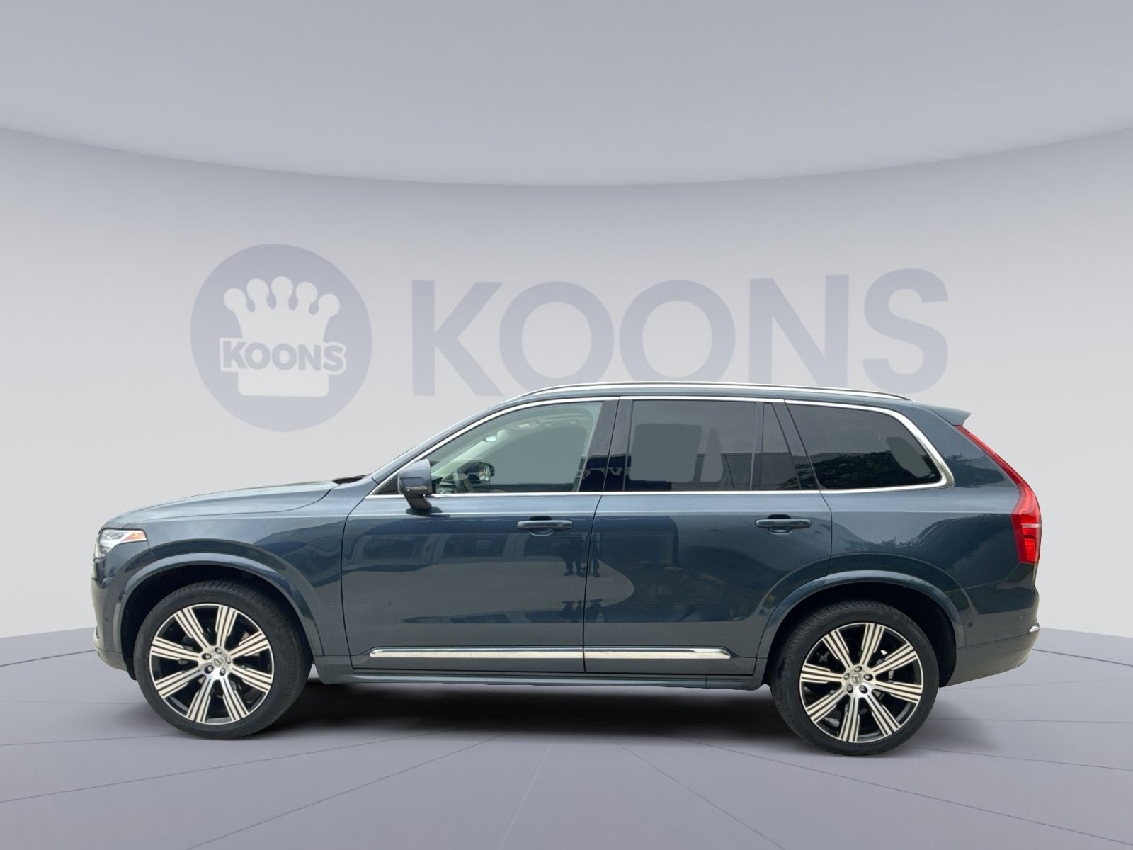 Certified 2023 Volvo XC90 B6 Ultimate w/ Protection Package Premier AWD/4WD image 2