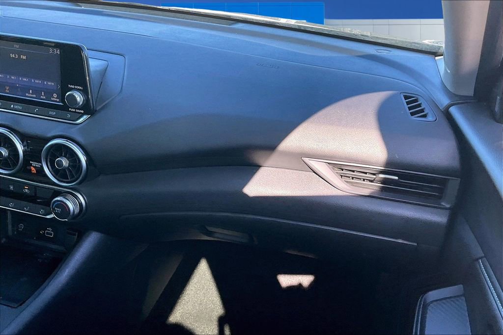 Used 2024 Nissan Sentra S image 26