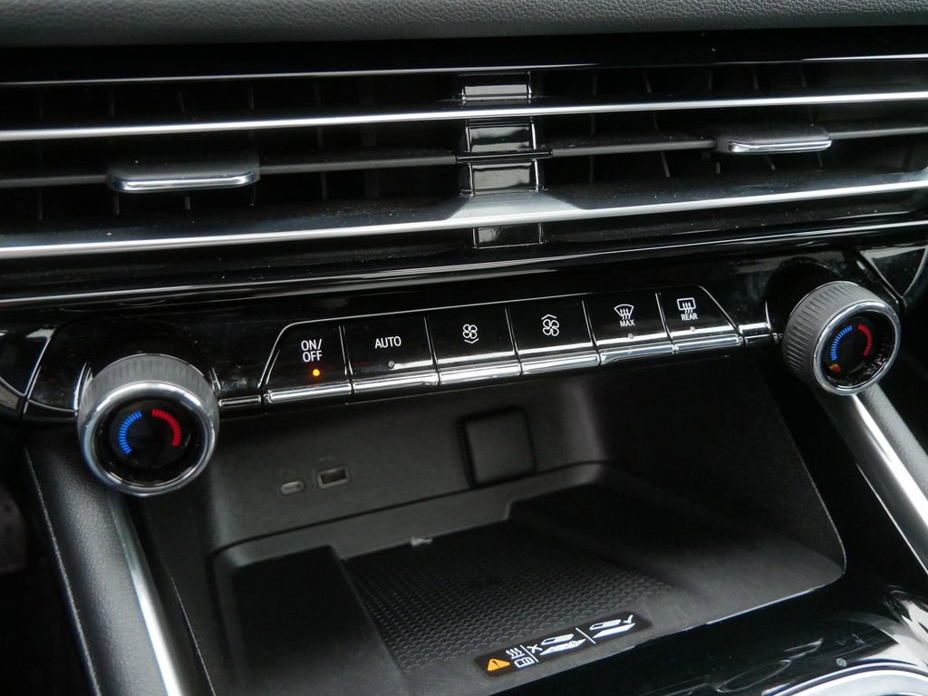 Certified 2024 Chevrolet Traverse RS w/ LPO, Floor Liner Package image 27