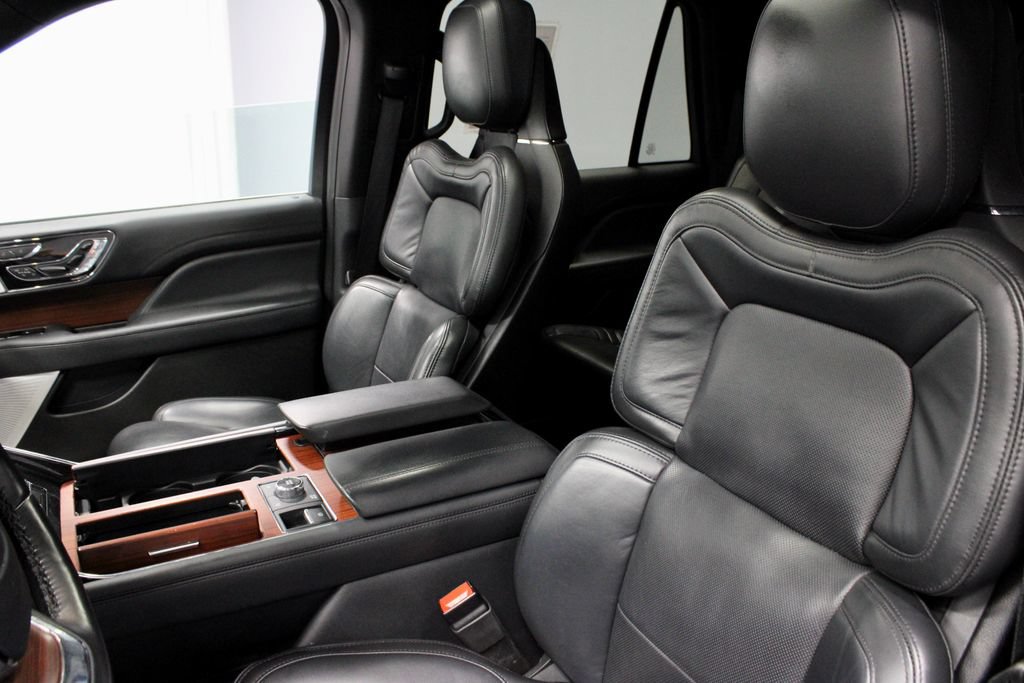 Used 2023 Lincoln Navigator L Reserve AWD/4WD image 27