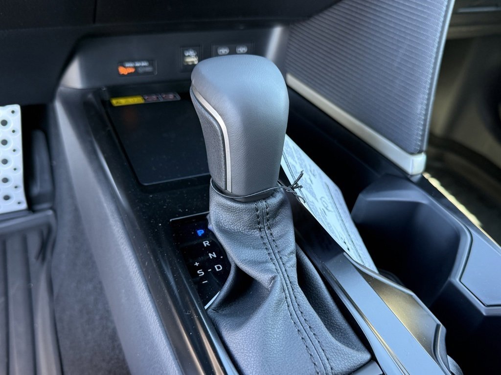 New 2026 Toyota Camry SE image 24