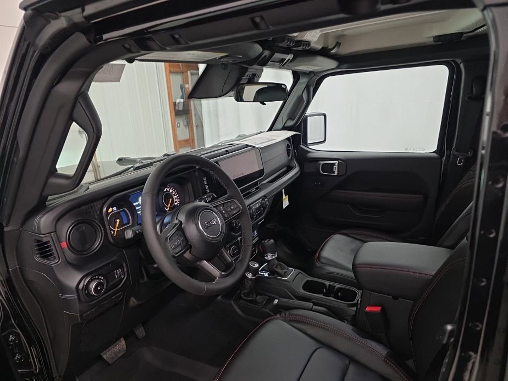 New 2026 Jeep Wrangler Unlimited Rubicon w/ Steel Bumper Group image 13