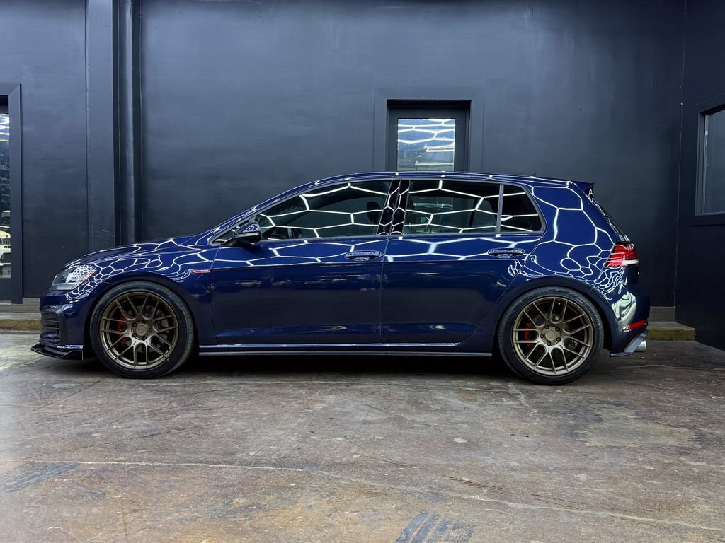 Used 2018 Volkswagen Golf 4-Door FWD image 5
