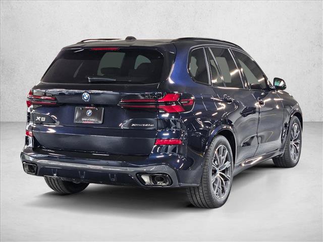 New 2026 BMW X5 xDrive50e w/ M Sport Package AWD/4WD image 5