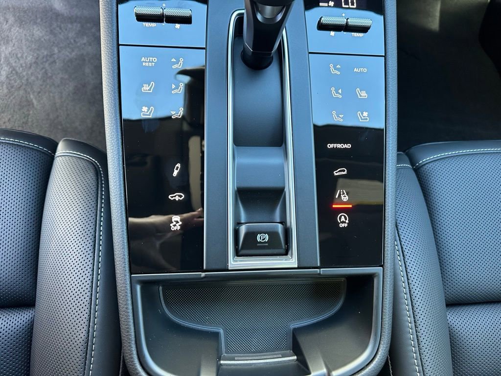 Used 2026 Porsche Macan S image 27