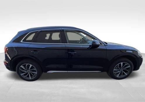 Used 2021 Audi Q5 2.0T Premium Plus w/ Premium Plus Package image 4