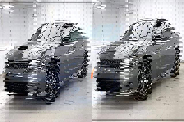 Used 2021 Dodge Charger GT w/ Plus Group image 2