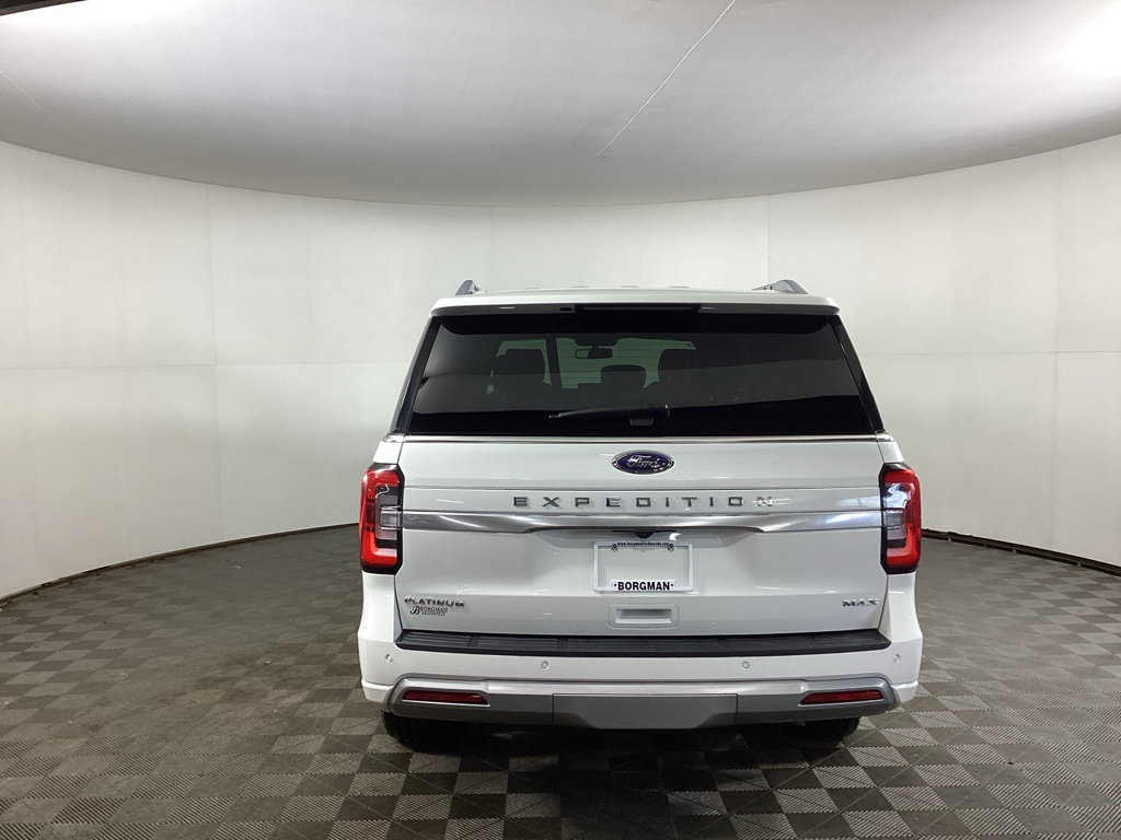 Used 2023 Ford Expedition Max Platinum AWD/4WD image 3