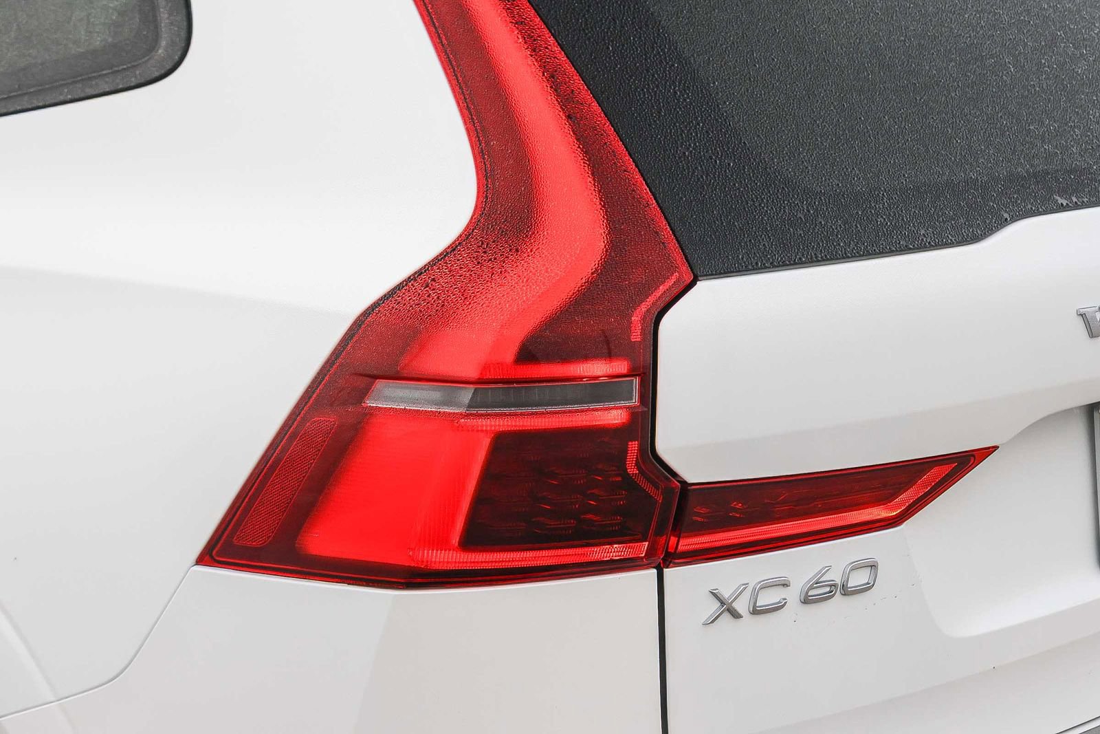 New 2026 Volvo XC60 B5 Plus w/ Climate Package PRO image 11
